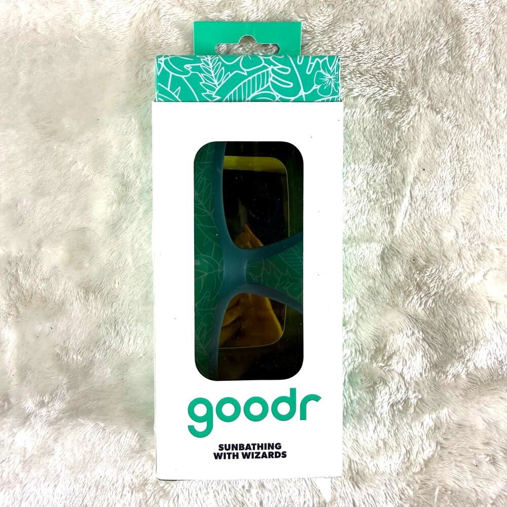 Goodr Sunbathing with Wizards Sunglasses Light Blue Frame Polarized Lenses NEW